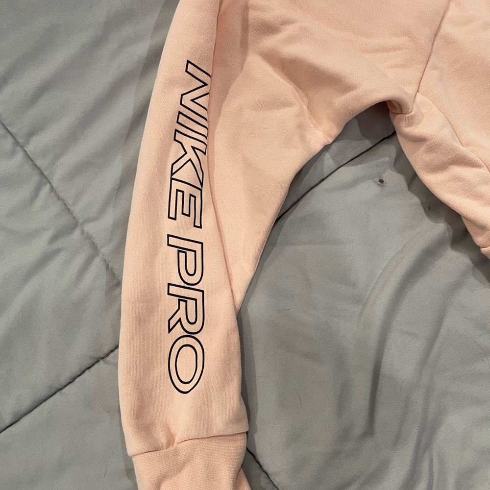 Nike Pink Boxy Crop Sweatshirt - Picture 2 of 5